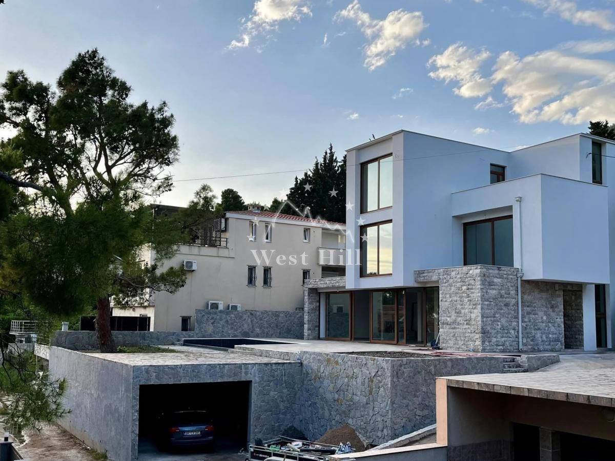 Casa en Šušanj, Montenegro, 292 m² - imagen 1