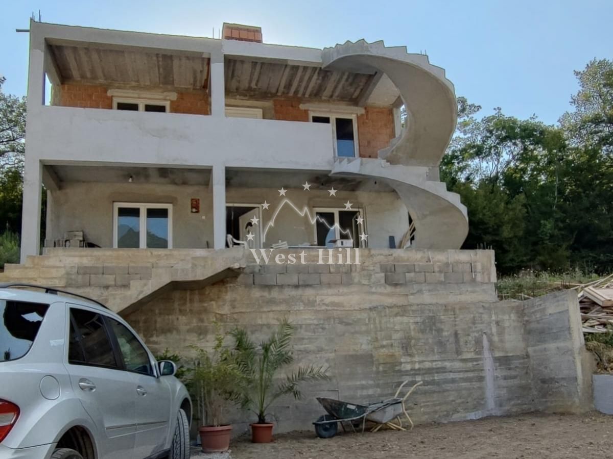 Haus in Susanj, Montenegro, 180 m² - Foto 1