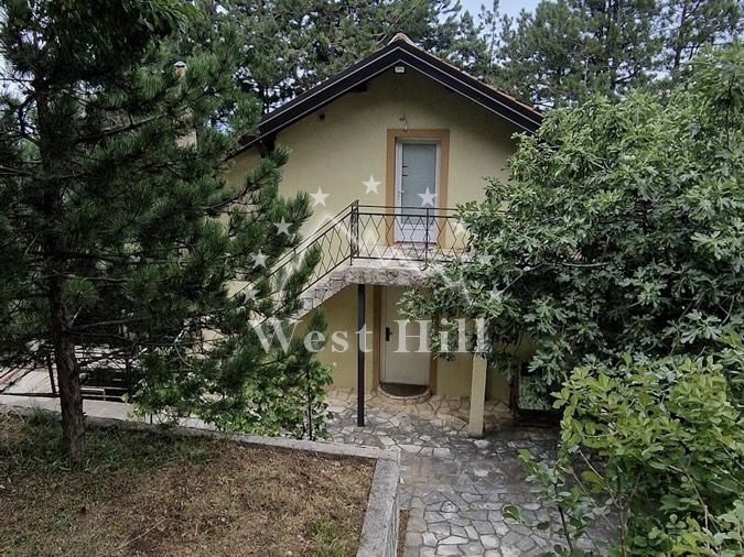 Maison à Markovici, Monténégro, 200 m² - image 1