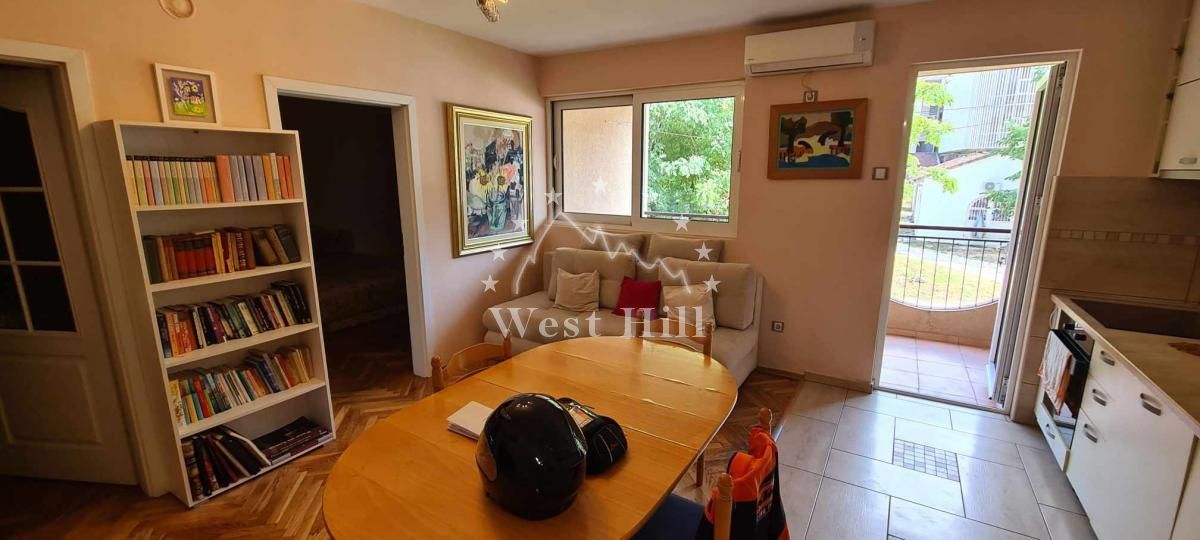 Appartement à Kotor, Monténégro, 5 m² - image 1
