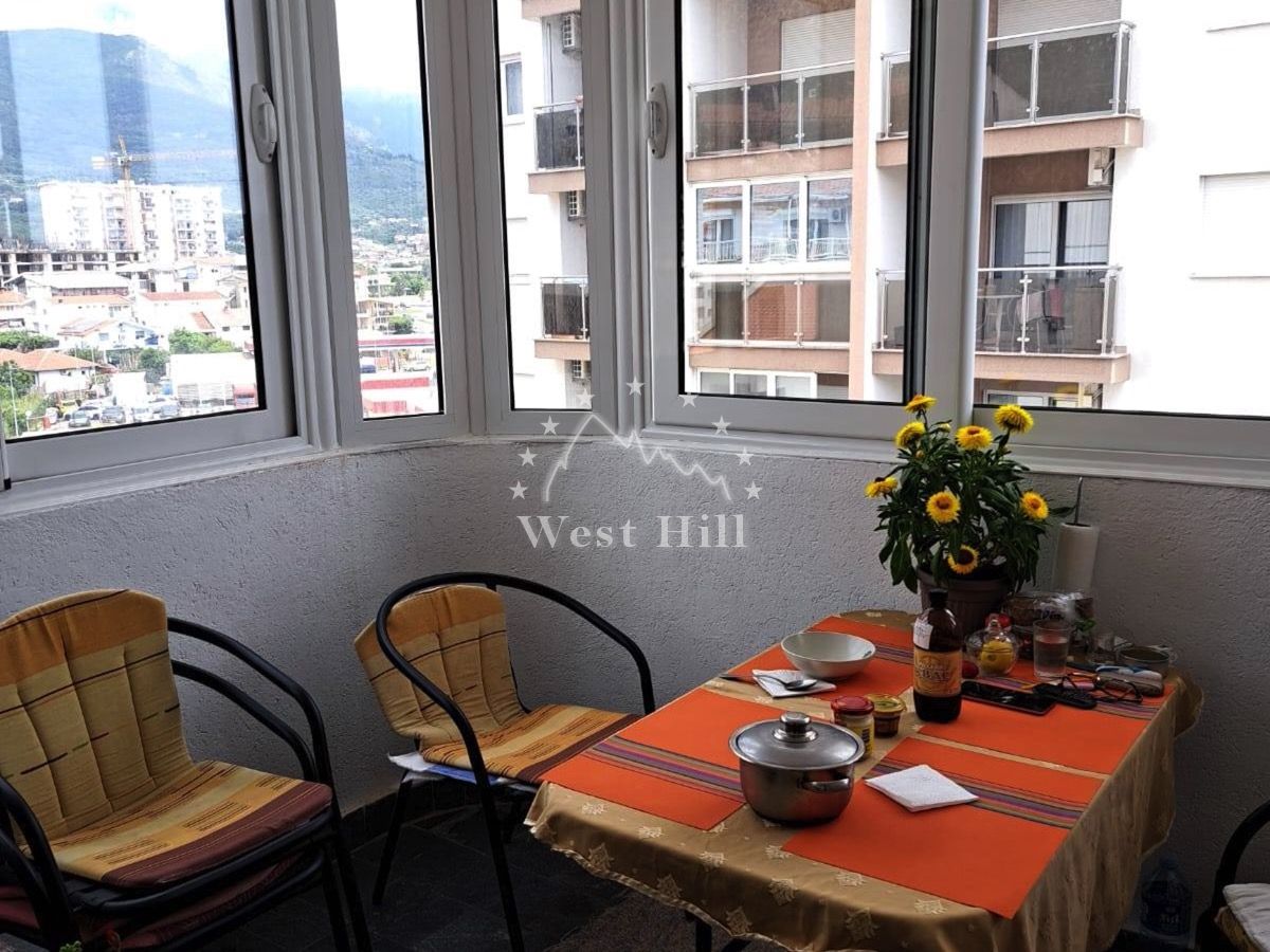 Apartment in Bar, Montenegro, 55 m² - picture 1