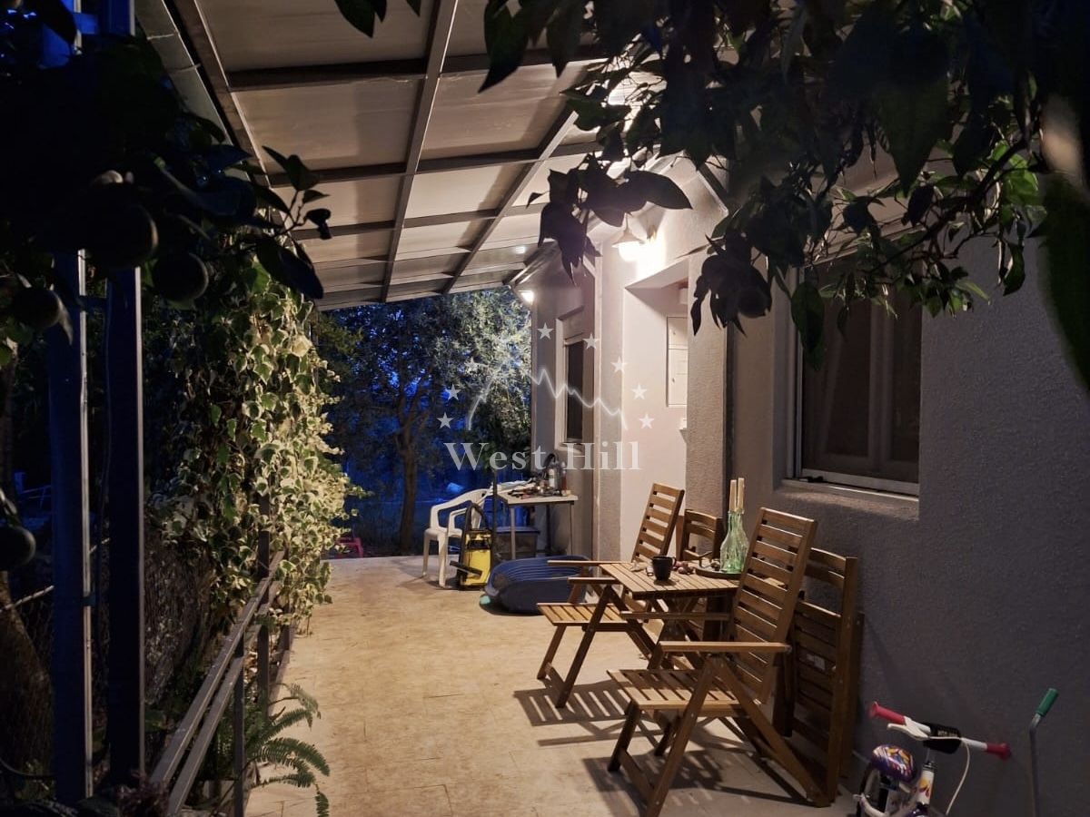 House in Bar, Montenegro, 80 m² - picture 1