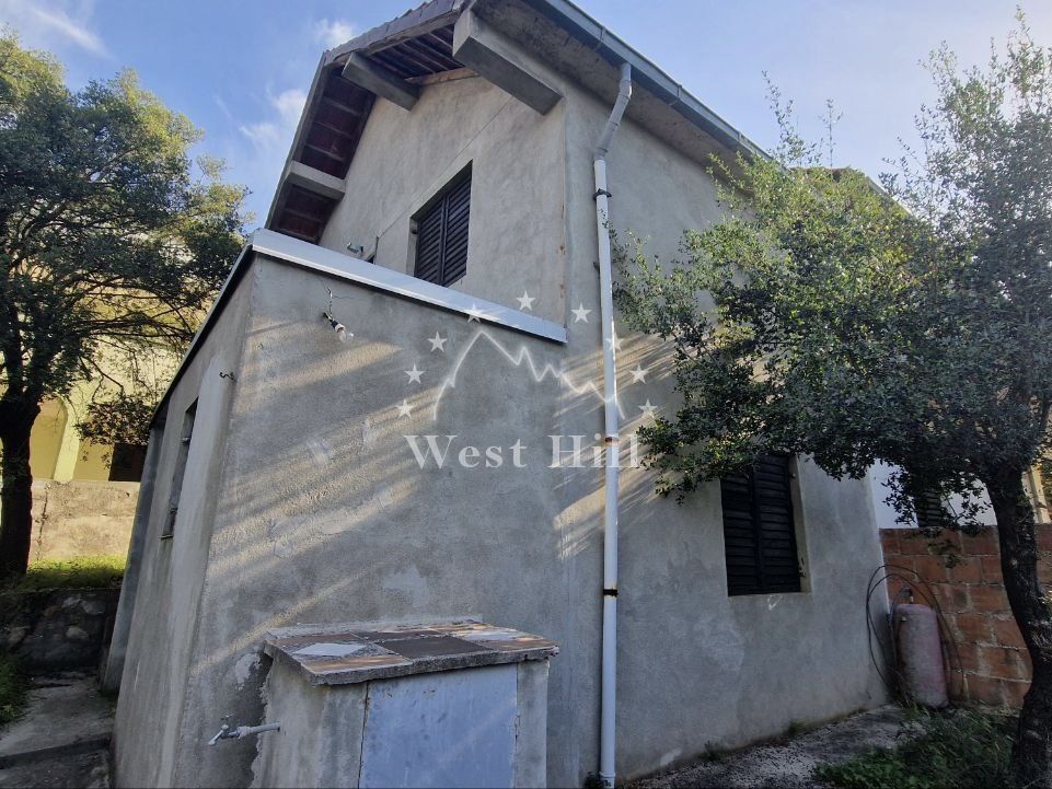 Casa en Dobra Voda, Montenegro, 120 m² - imagen 1