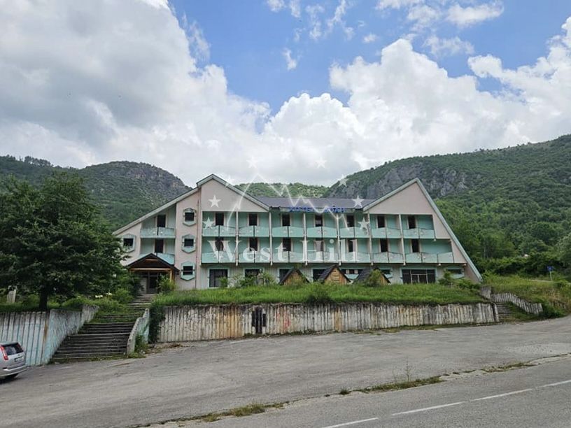 Hotel en Šavnik, Montenegro, 1 440 m² - imagen 1