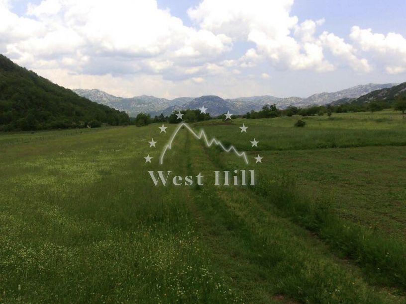 Terreno a Grahovo, Montenegro, 14 000 m2 - foto 1