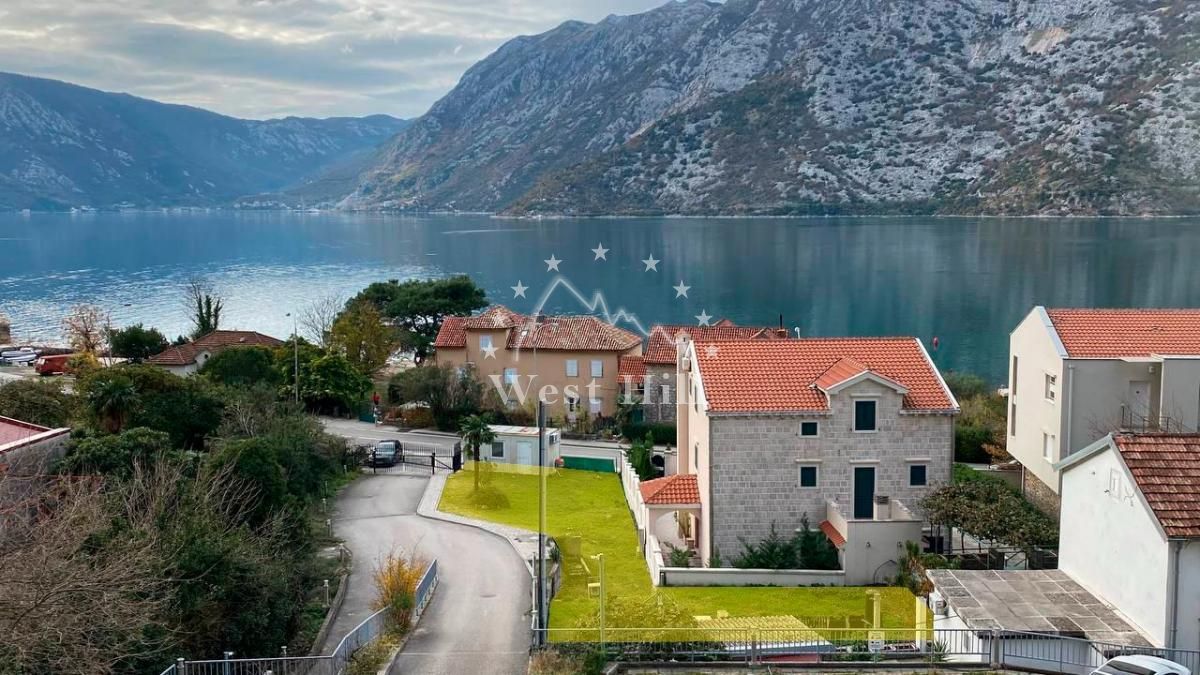 Terreno a Risan, Montenegro, 413 m2 - foto 1