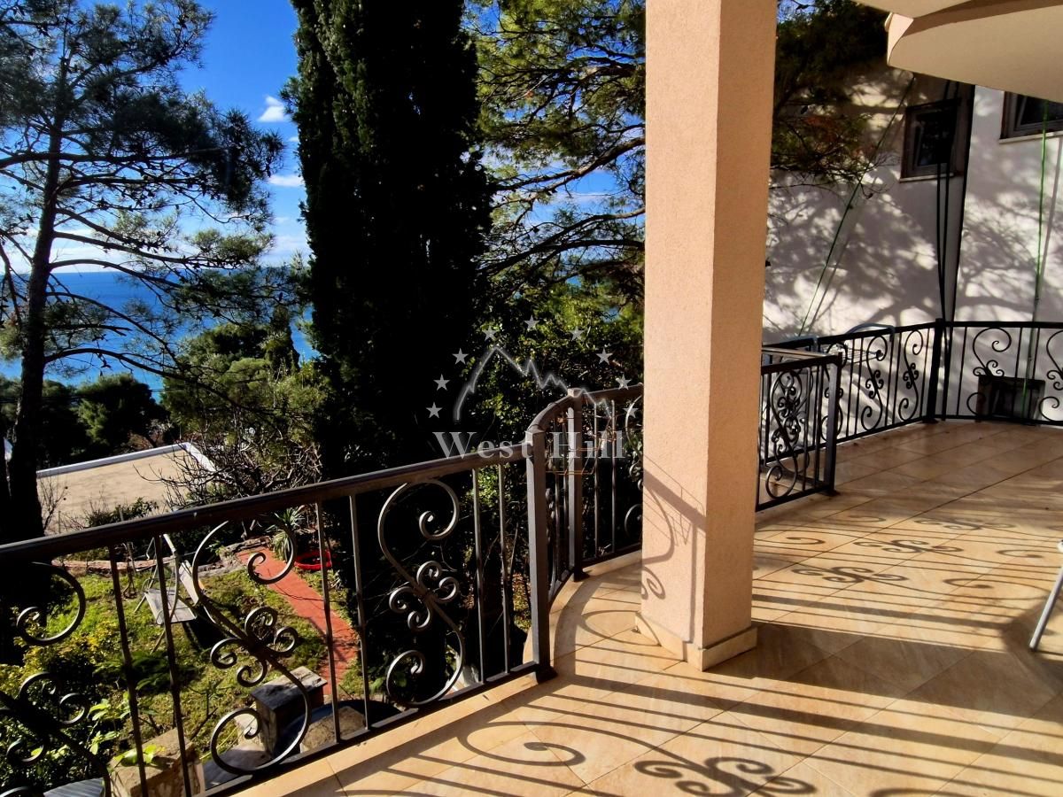 Maison à Šušanj, Monténégro, 220 m² - image 1