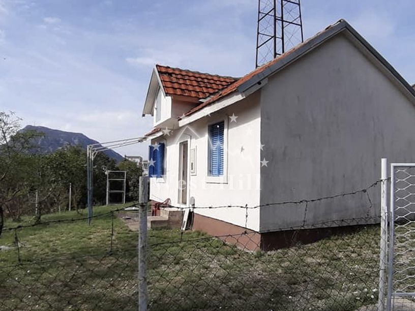 Casa en Sutomore, Montenegro, 45 m² - imagen 1