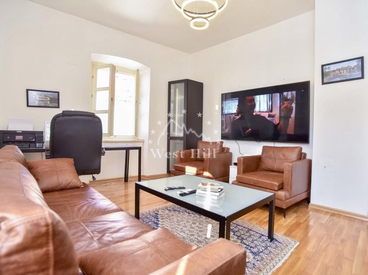 Apartment in Budva, Montenegro, 86 m² - picture 1