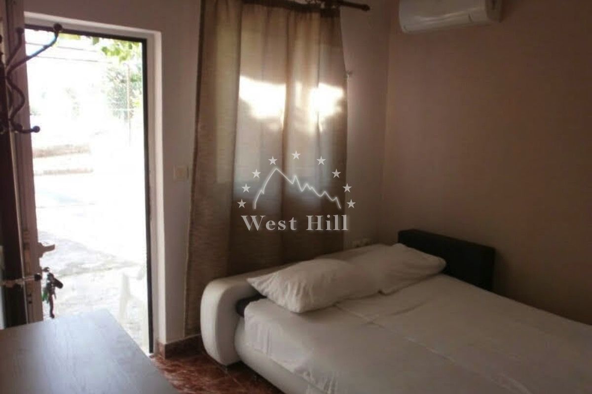 House in Petrovac, Montenegro, 210 m² - picture 2