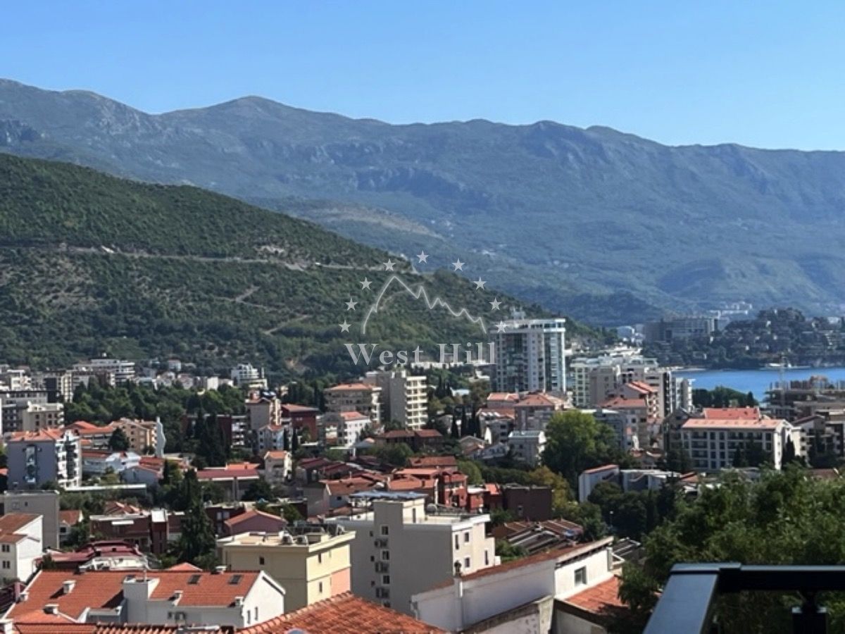 Apartment in Budva, Montenegro, 45 m² - picture 2