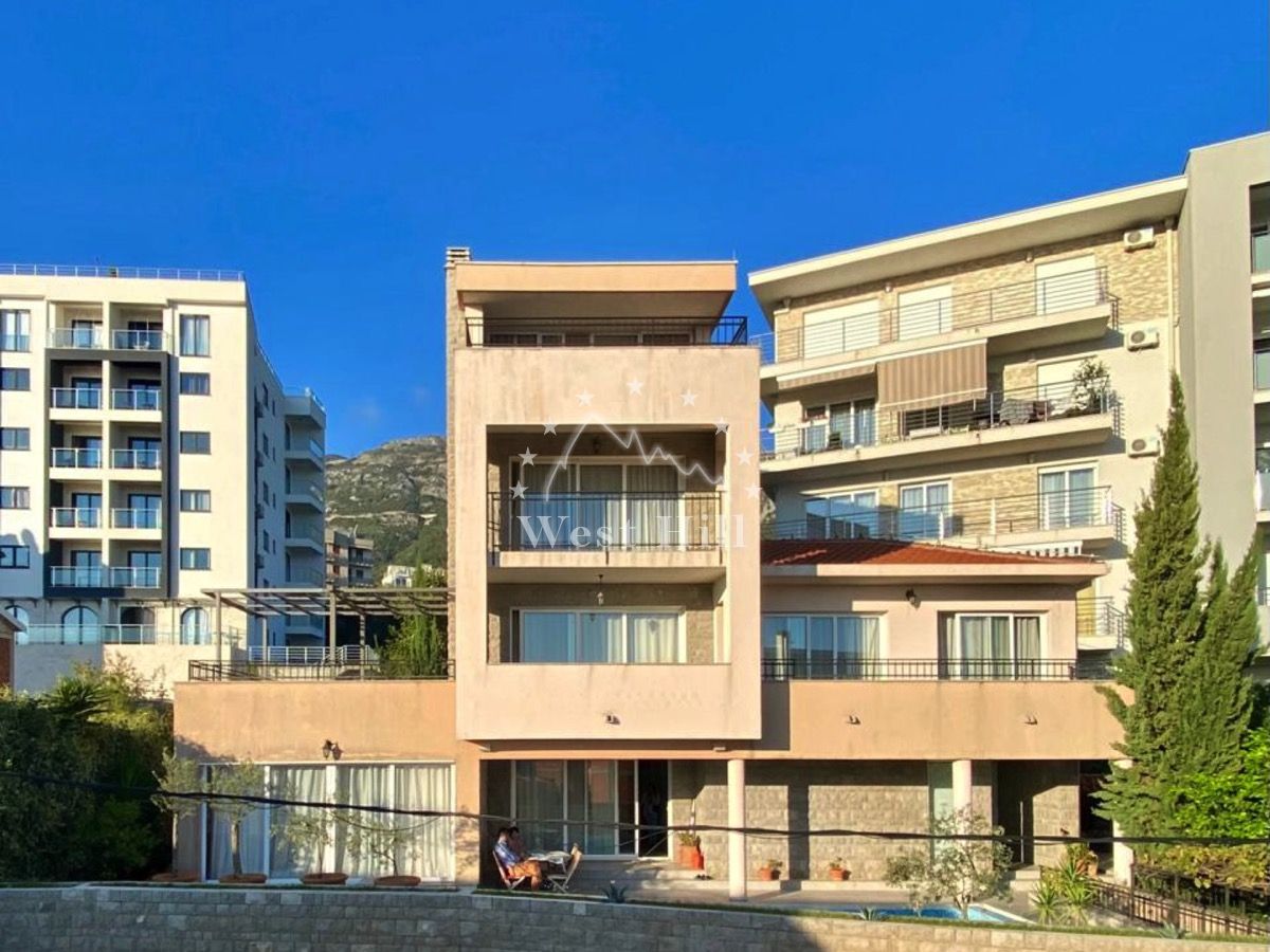 House in Becici, Montenegro, 495 m² - picture 2