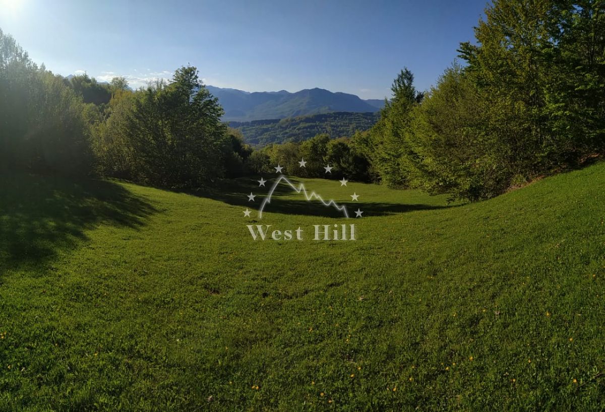 Terrain à Kolasin, Monténégro, 32 000 m² - image 2