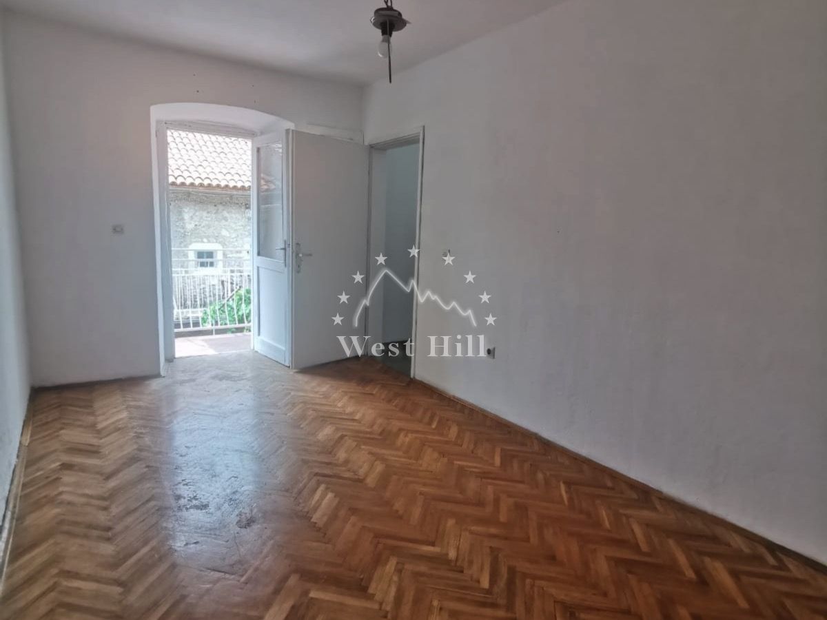 House in Lepetane, Montenegro, 146 m² - picture 3