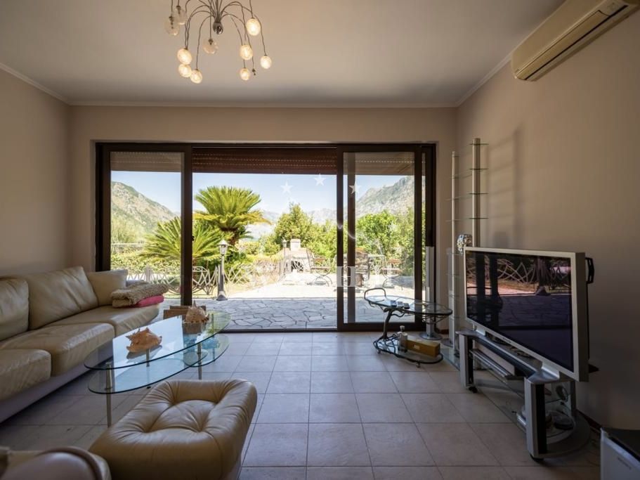 Haus in Kotor, Montenegro, 450 m² - Foto 3