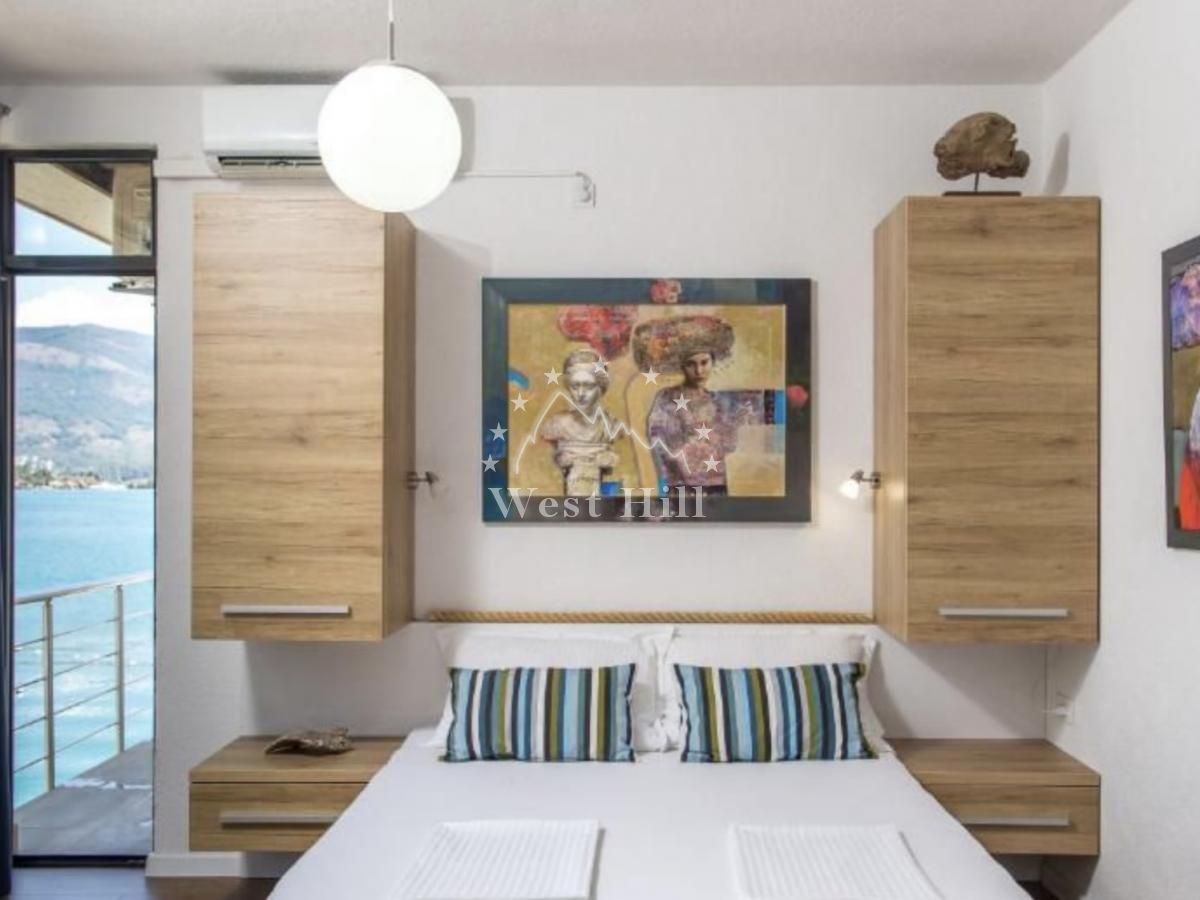 Casa a Đuraševići, Montenegro, 172 m² - foto 1