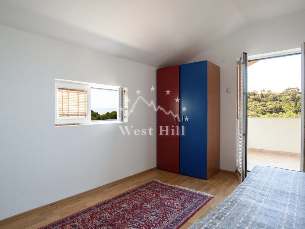 Apartment in Petrovac, Montenegro, 69 m² - picture 5