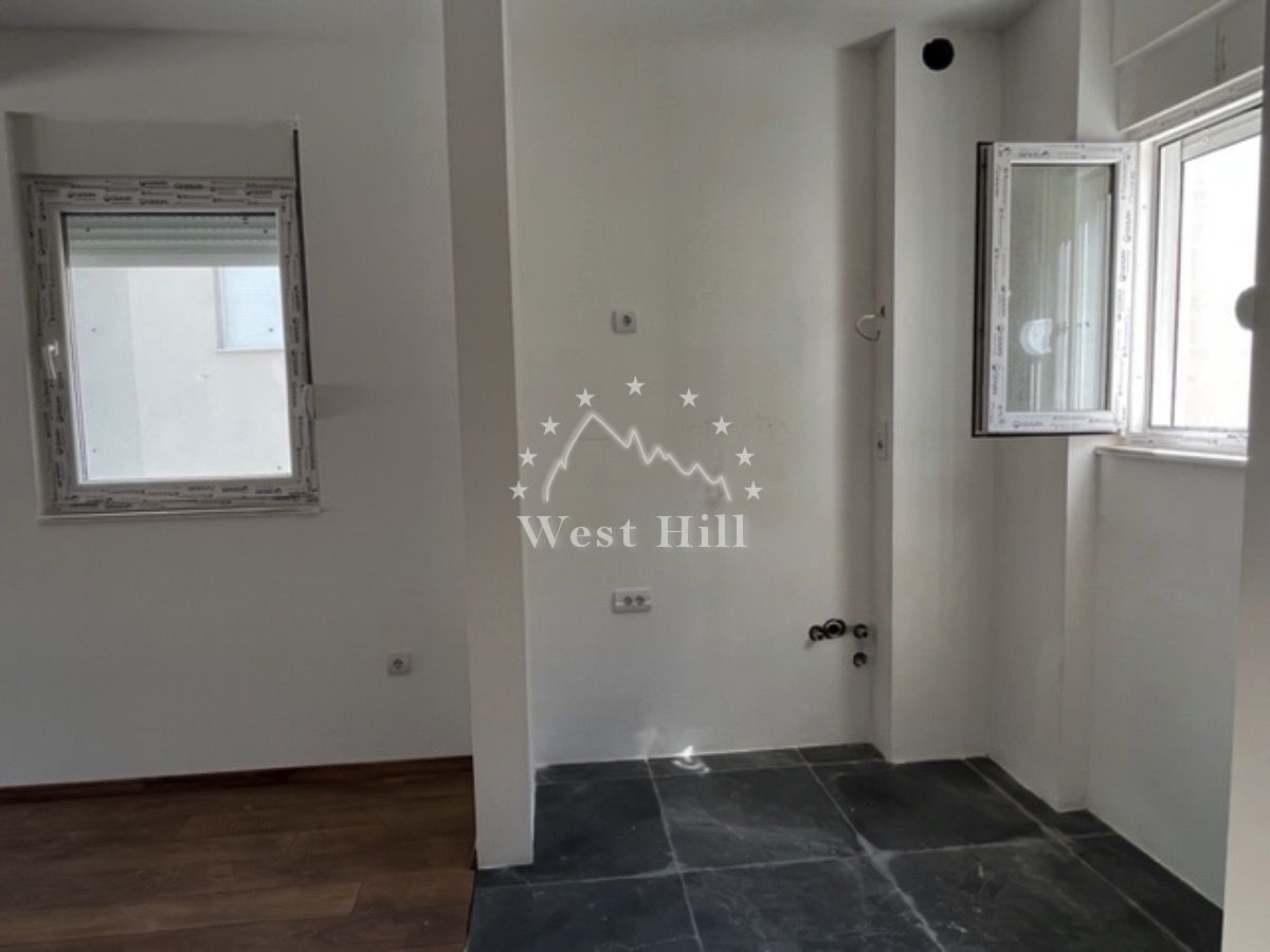 Apartment in Budva, Montenegro, 45 m² - picture 6