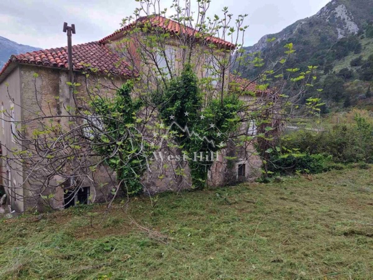 Grundstück in Prkanj, Montenegro, 1 599 m² - Foto 6