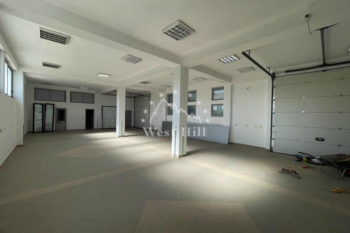 Biens commerciaux à Lastva, Monténégro, 438 m² - image 8