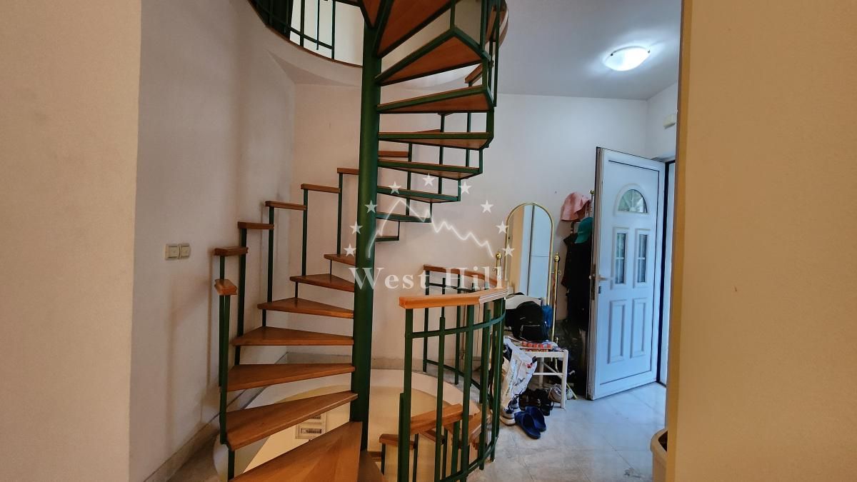 Casa en Herceg-Novi, Montenegro, 200 m² - imagen 10