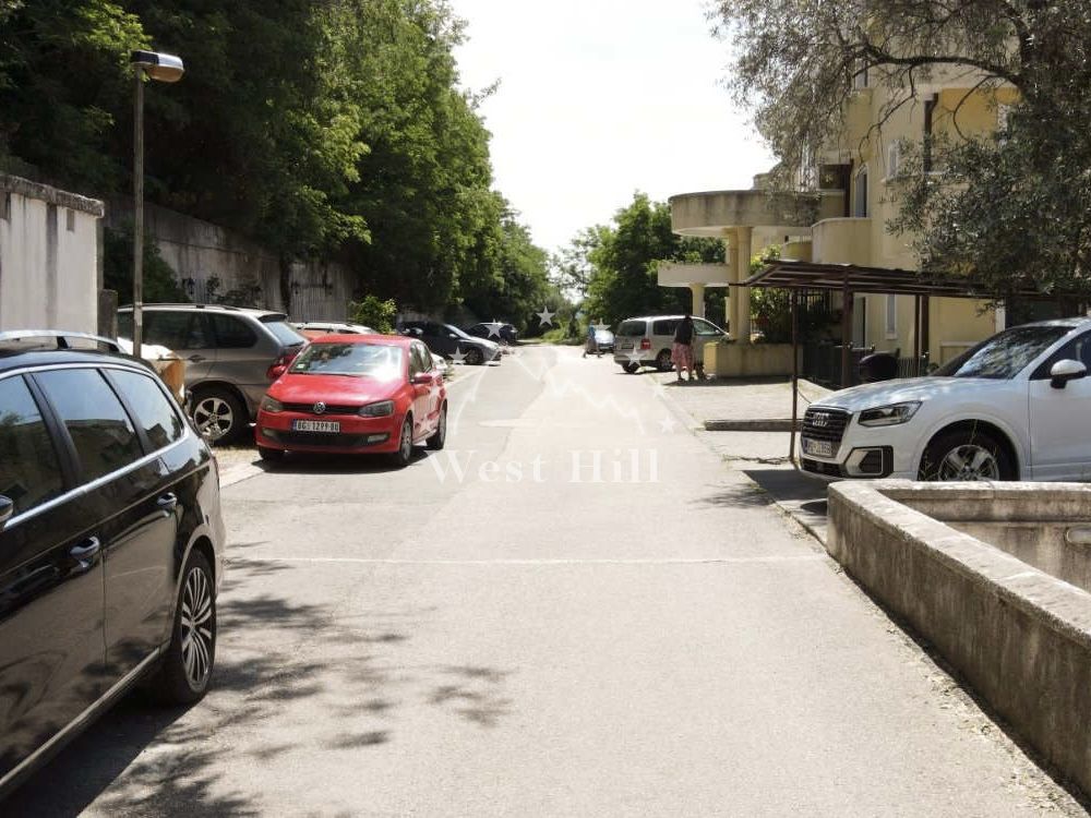 Apartment in Petrovac, Montenegro, 69 m² - picture 10