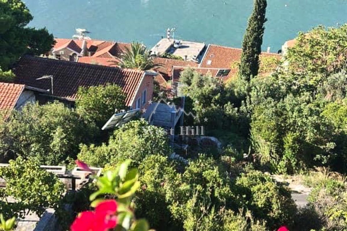 Apartment in Bigova, Montenegro, 75 m² - picture 12