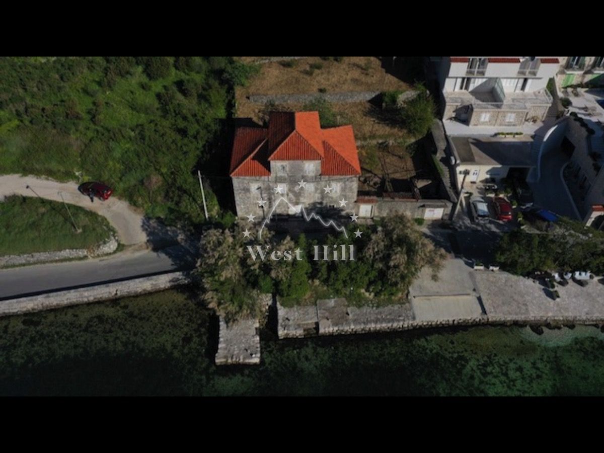 Grundstück in Prkanj, Montenegro, 1 599 m² - Foto 12