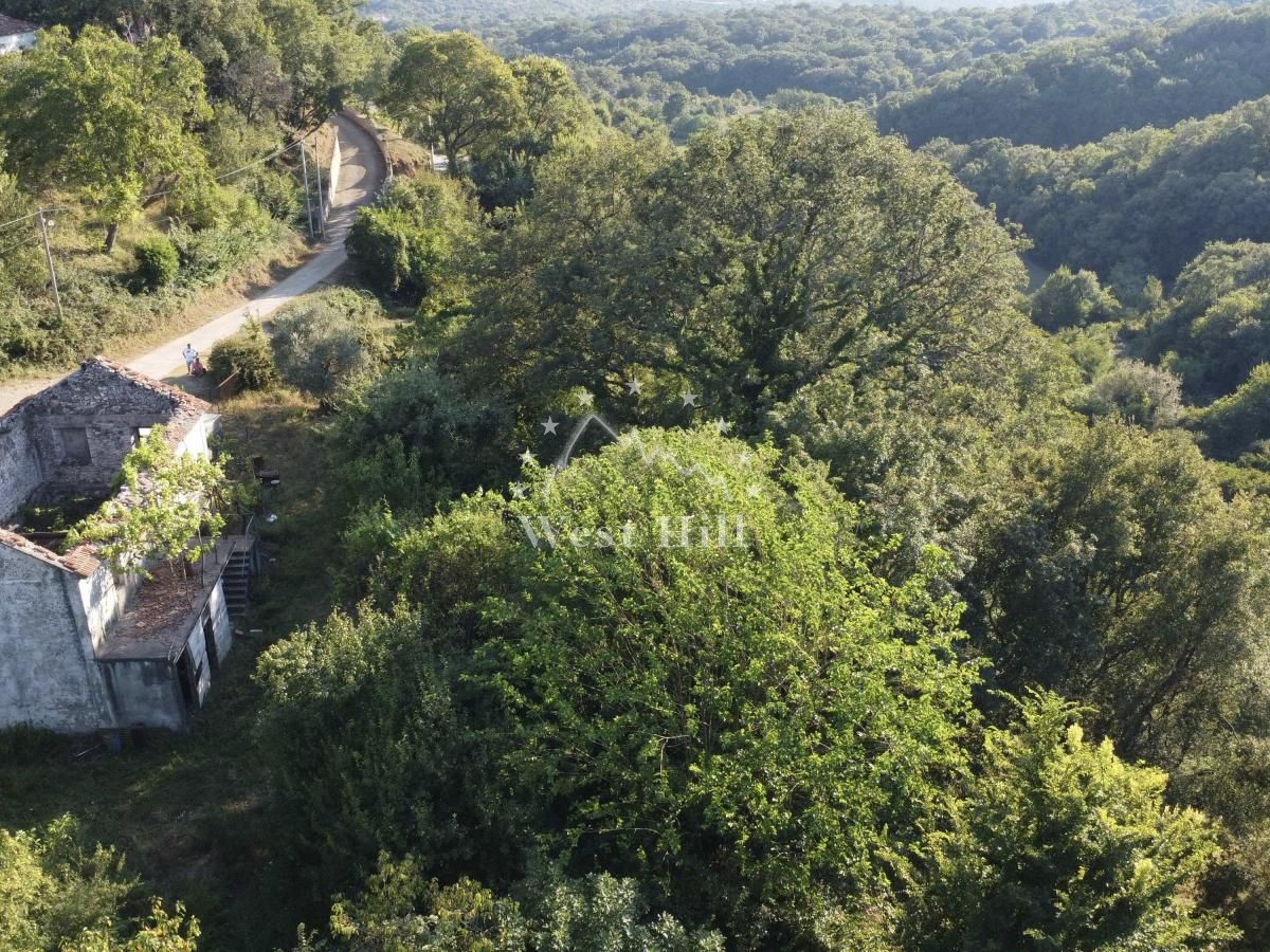 Terrain à Utjeha, Monténégro, 1 092 m² - image 12