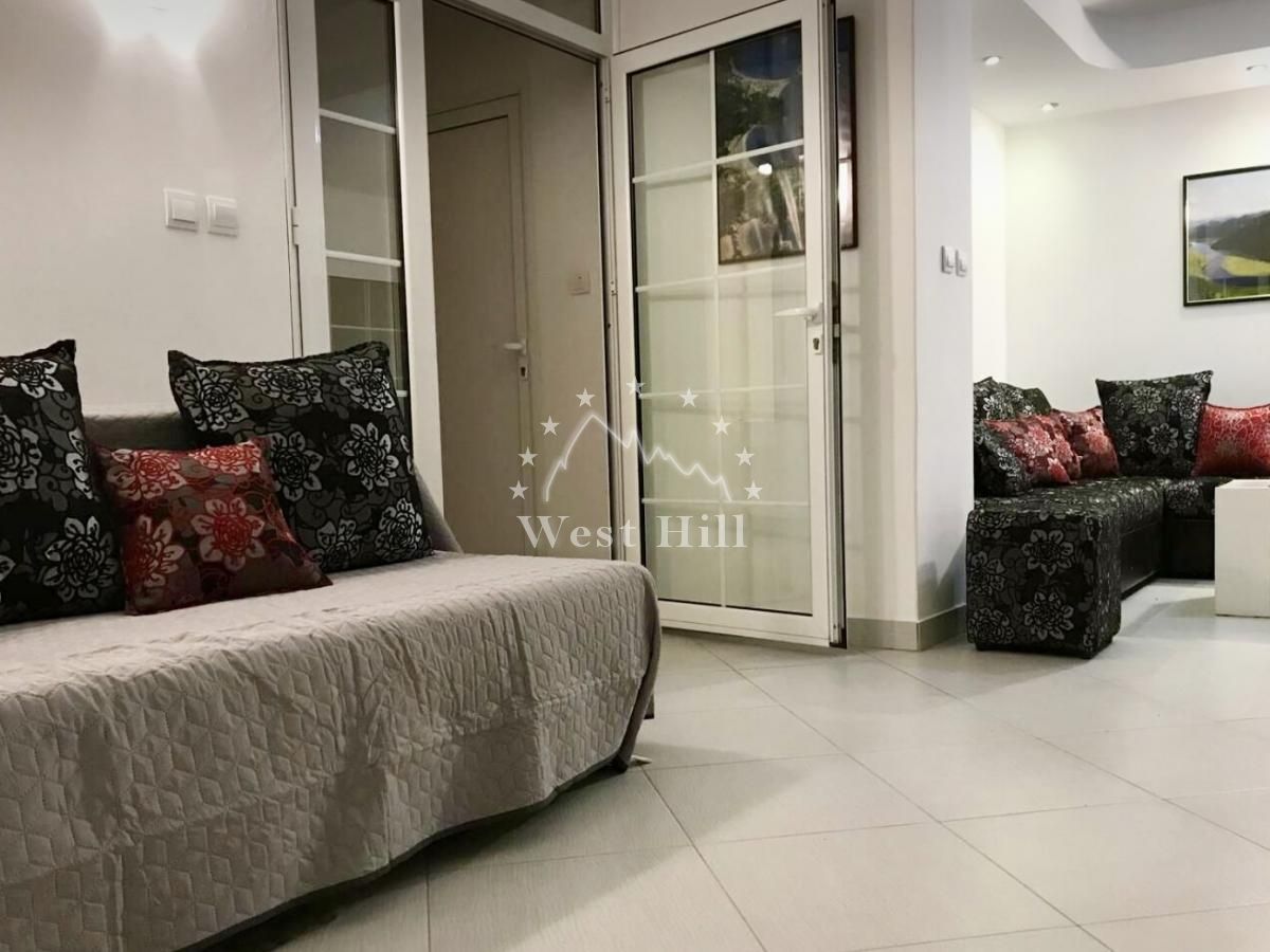 Apartment in Sveti Stefan, Montenegro, 20 m² - picture 7