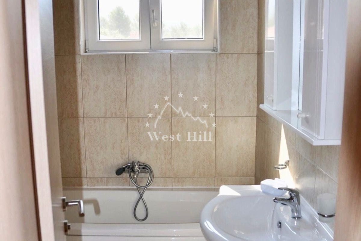 Apartment in Bigova, Montenegro, 75 m² - picture 13