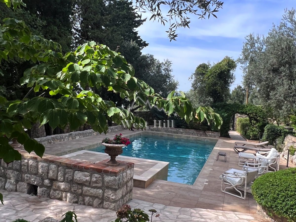 Casa en Rezevici, Montenegro, 550 m² - imagen 17