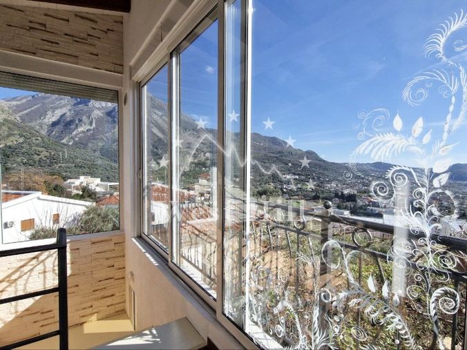 House in Bar, Montenegro, 240 m² - picture 9