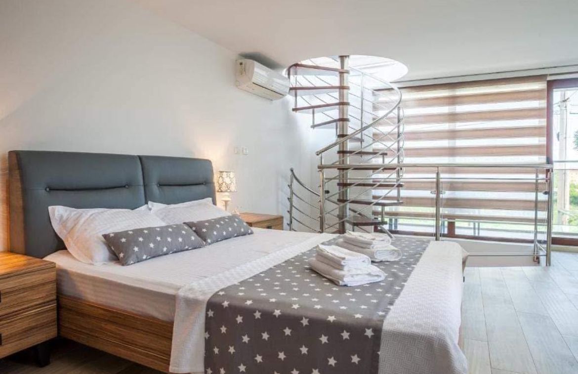 Haus in Bar, Montenegro, 200 m² - Foto 14