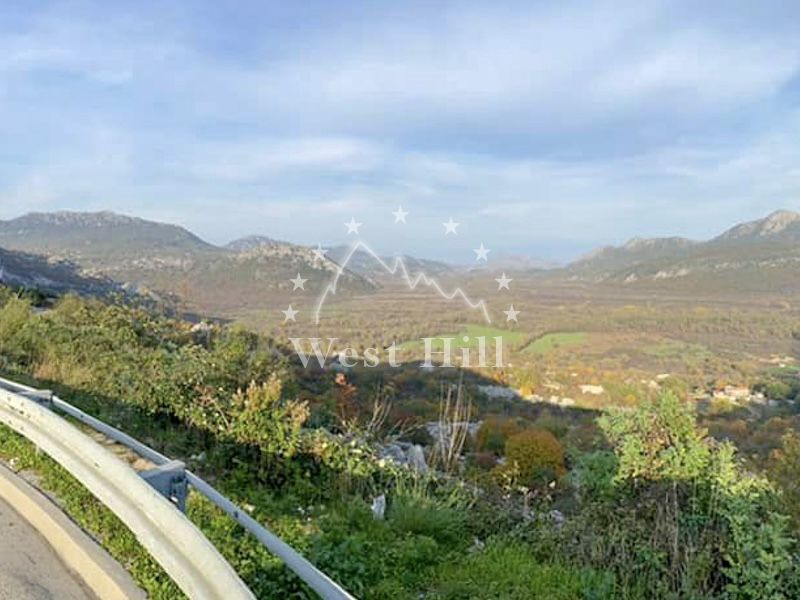 Terrain à Virpazar, Monténégro, 5 000 m² - image 1