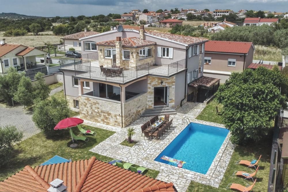 Villa Jadreški, Croatie, 450 m² - image 1