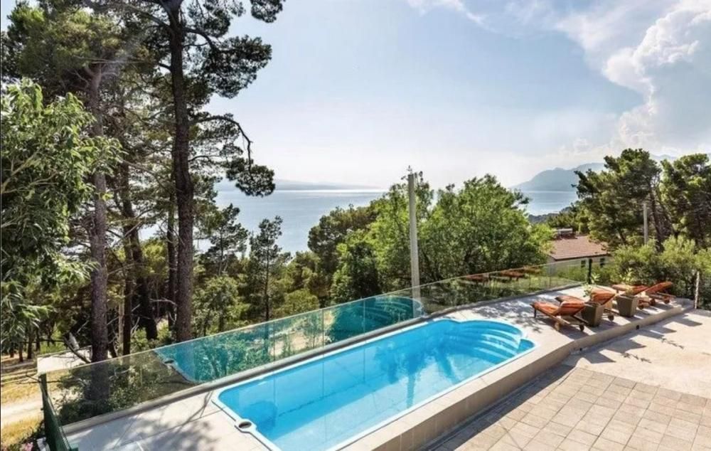 Villa Brela, Croatie, 181 m² - image 1