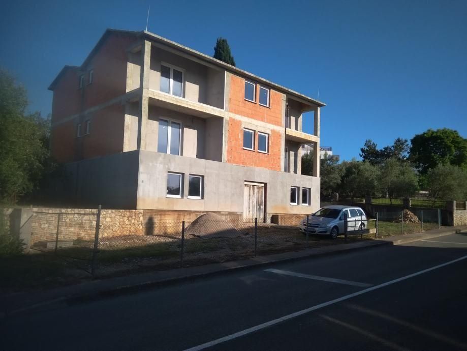Hotel in Malinska-Dubašnica, Kroatien, 315 m² - Foto 1