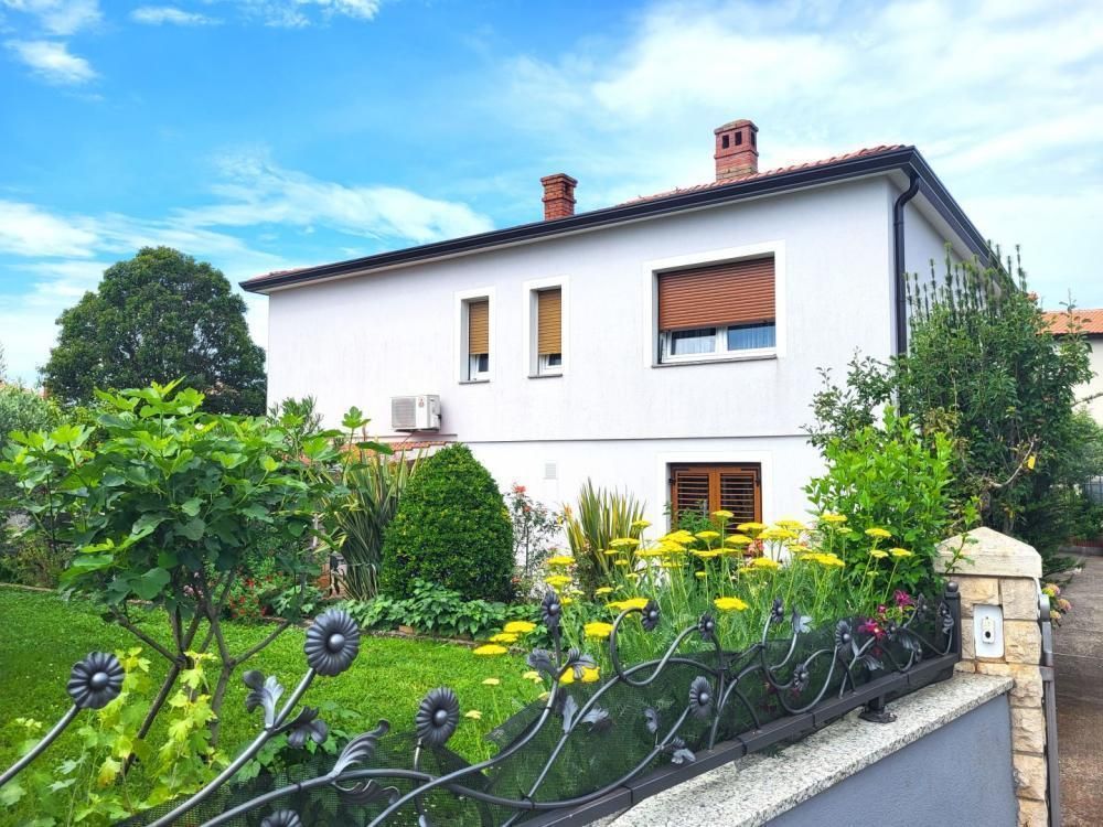 Hotel in Umag, Croatia, 277 m² - picture 1