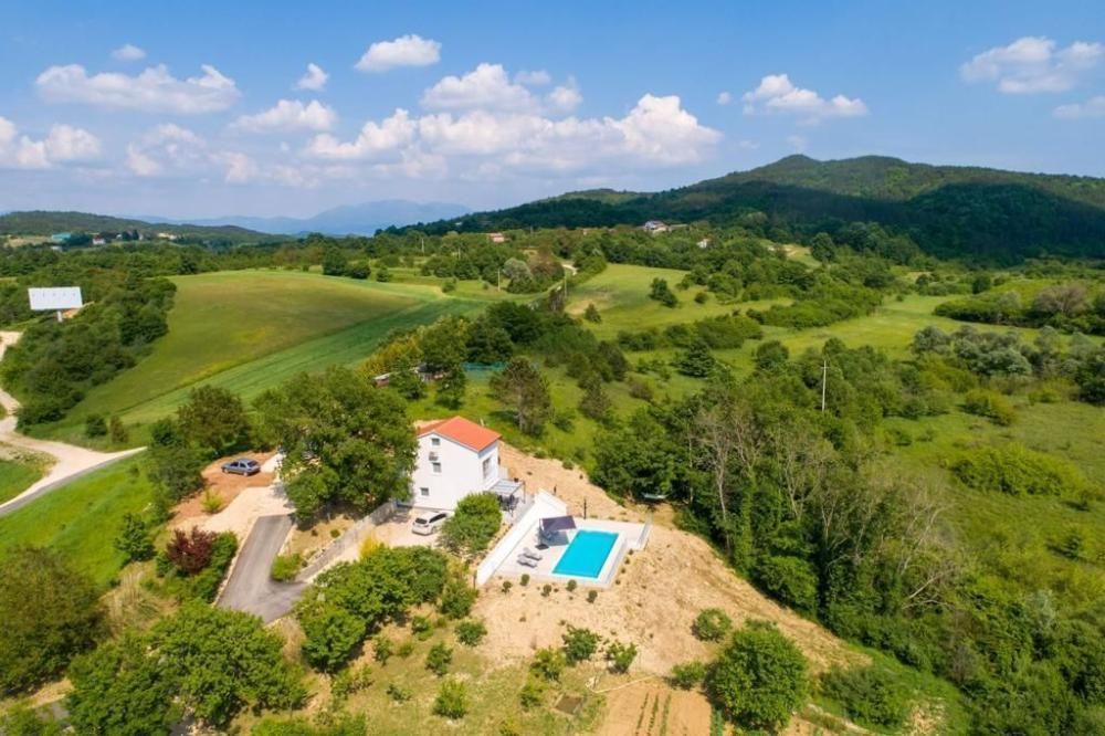 Villa Cerovlje, Croacia, 100 m² - imagen 1
