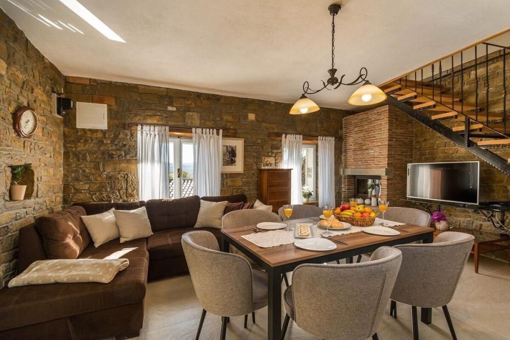 Villa à Oprtalj, Croatie, 100 m² - image 6