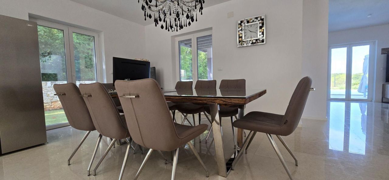 Villa a Rovigno, Croazia, 236 m² - foto 16
