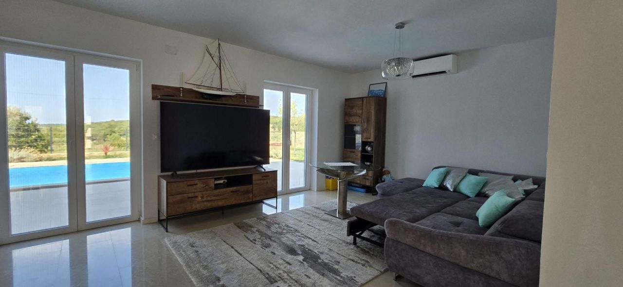 Villa a Rovigno, Croazia, 236 m² - foto 18