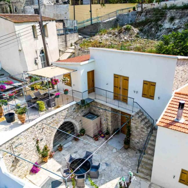 Haus in Larnaka, Zypern, 250 m² - Foto 1