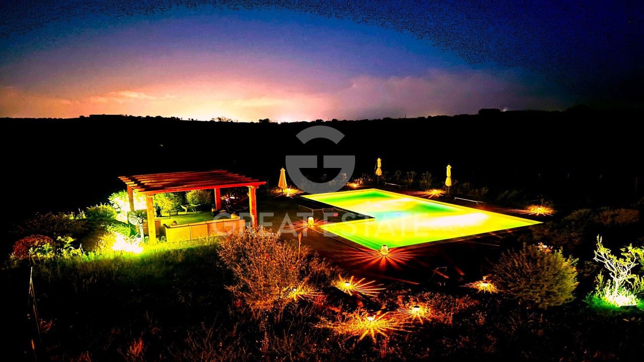 House in Viterbo, Italy, 348.85 m² - picture 17