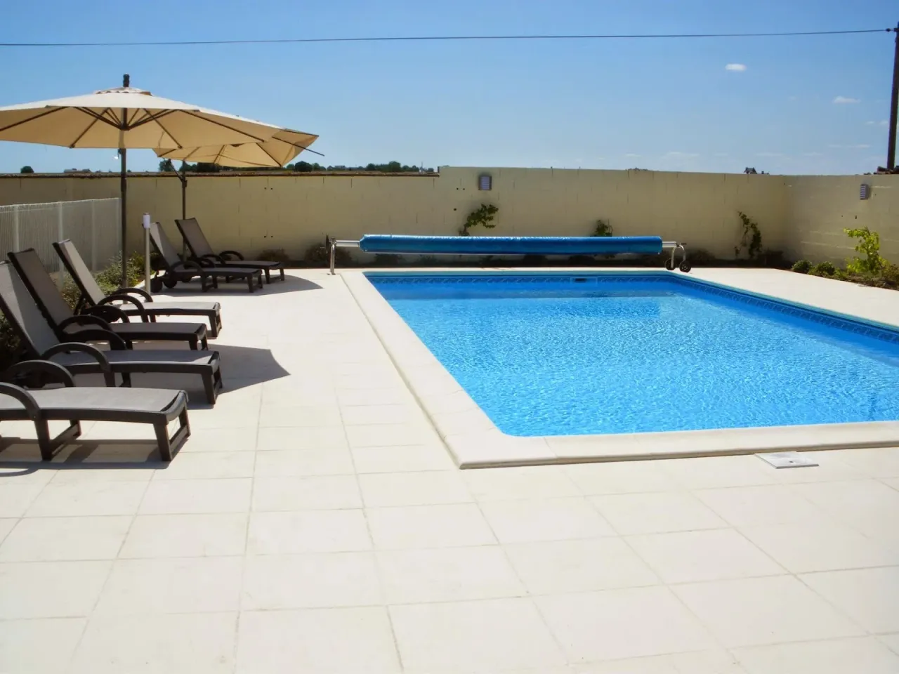 House in Centre-Val de Loire, France, 920 m² - picture 6