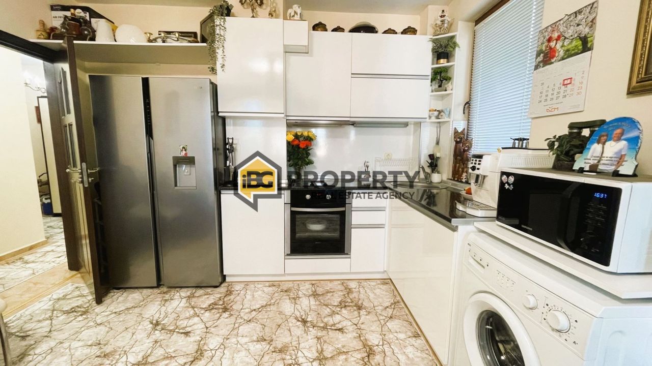 Flat in Byala, Bulgaria, 76 m² - picture 11