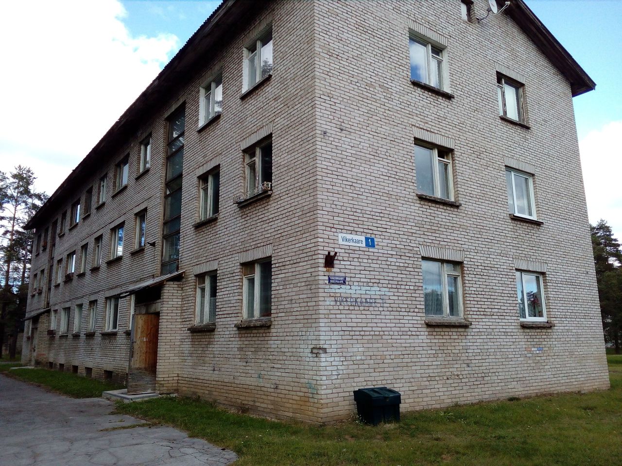 Flat in Kohtla-Jarve, Estonia, 37 m² - picture 1