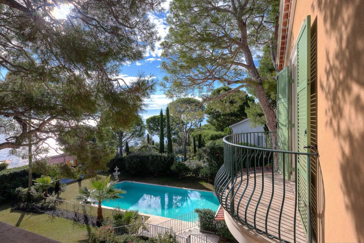 Villa en Saint-Jean-Cap-Ferrat, Francia, 730 m² - imagen 1