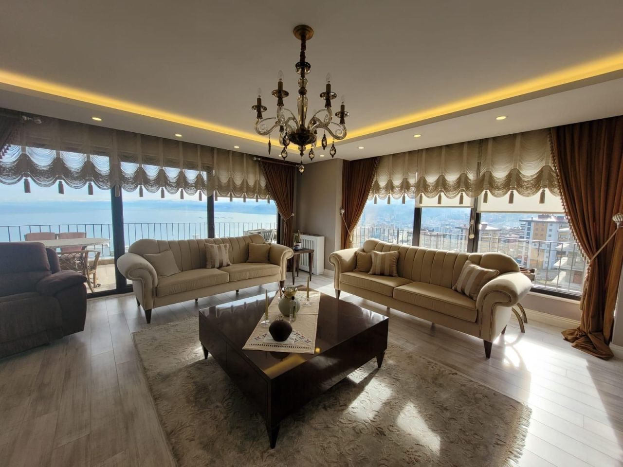 Apartment in Trabzon, Türkei, 220 m² - Foto 1